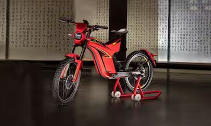 Telugu Automobile, Cycles, Electric Cycles, Moto Volt Hum, Moto Volt Kio, Nexjur