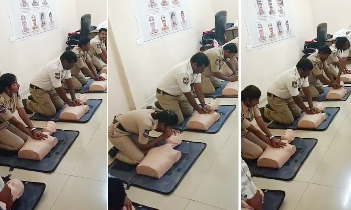  Training Of Constables In Cpr, Constables ,cpr Constables Cpr Training, Goshama-TeluguStop.com