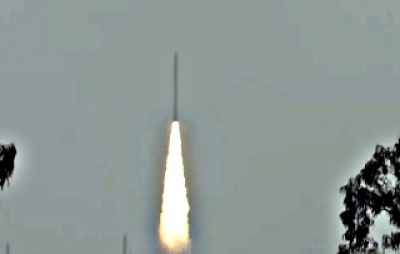  Alert: India’s Small Rocket Sslv-d2 Lifts Off With 3 Satellites-TeluguStop.com