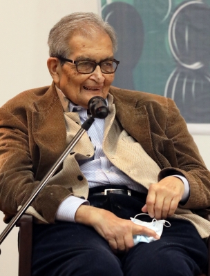 Amartya Sen-visva Bharati Row: Varsity Slapped With Legal Notice Amartya Sen-visva Bharati Row: Varsity Slapped With Legal Notice-TeluguStop.com