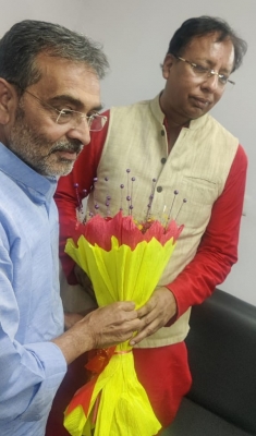  Bjp Bihar Chief Jaiswal Meets Upendra Kushwaha-TeluguStop.com