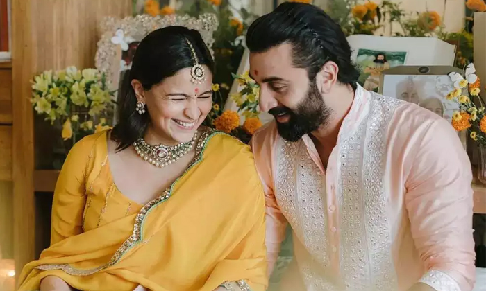 Telugu Alia Bhatt, Kamal Khan, Kiara, Kiaraadvani, Kiarasidhharth, Krks, Pregnan