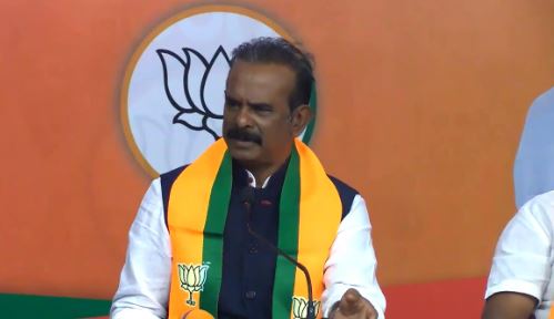 There Is Fear In Kcr's Speech.. Boora Narsaiah Goud There Is Fear In Kcr's Speech.. Boora Narsaiah Goud-TeluguStop.com