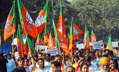  Candlelight Protests Held Against Kashmiri Pandit's Killing In Kashmir-TeluguStop.com