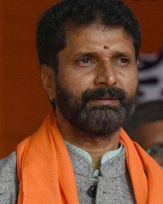  Cong Corners Bjp Over C.t. Ravi's 'non-veg Meal' Before Temple Visit-TeluguStop.com