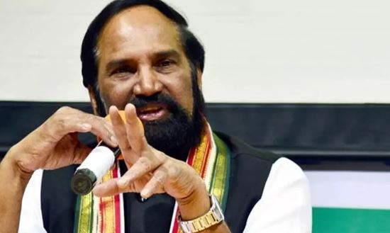 Congress Mp Uttam Kumar Serious Congress Mp Uttam Kumar Serious-TeluguStop.com