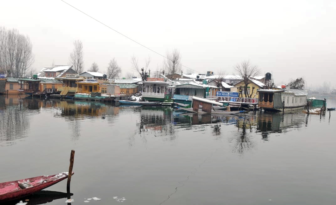  Dry, Cloudy Weather Likely In J&k In Next 24 Hrs-TeluguStop.com