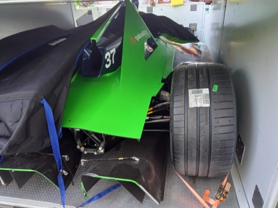  Eight Racing Cars Land In Hyderabad For Formula E Championship-TeluguStop.com