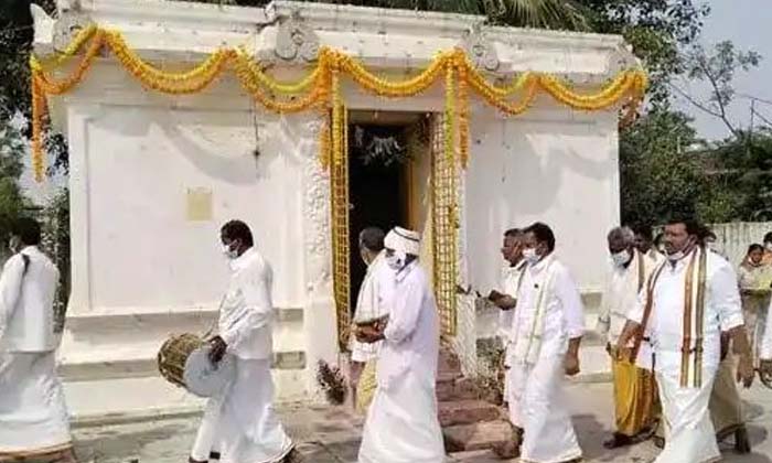 Telugu Bhakti, Devotional, Forest Gods, Madaram, Pujas-Latest News - Telugu