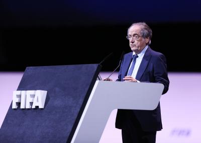  French Football Federation Chief Noel Le Graet Resigns Amid Sexual Harassment Pr-TeluguStop.com