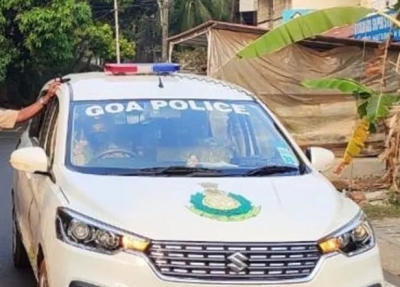  Goa Police Clicking Pics To Nail Mv Act Violators-TeluguStop.com