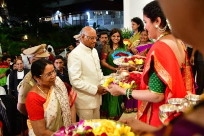  Governor-designate Ramesh Bais Reaches Mumbai, Oath Tomorrow-TeluguStop.com