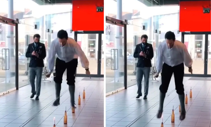  Guinness World Record Most Candles Extinguished By Jump Heel Clicks In One Minut-TeluguStop.com