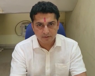  Gujarat Court Sentences Congress Mla To Six Months In Jail-TeluguStop.com