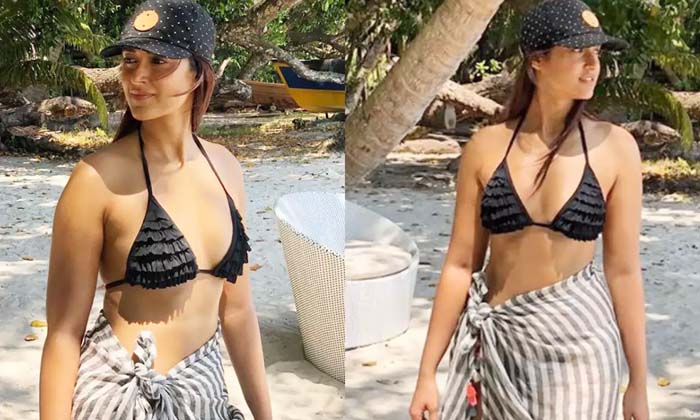 Telugu Goan Ileana, Hot Ileana, Ileana, Tollywood-Movie