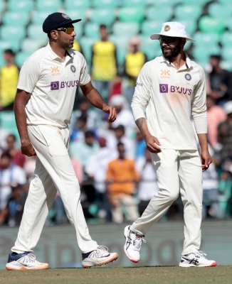  Icc Test Bowlers Rankings: Ashwin Climbs To 2nd Spot, Jadeja Moves Up To 16th-TeluguStop.com