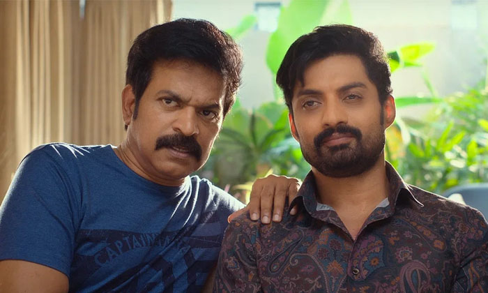 Telugu Amigos, Amigos Story, Amigos Review, Brahmaji, Rajendra Reddy, Kalyan Ram