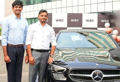  Kerala It Firm Gifts Gleaming C-class Merc To ‘invaluable’ Employee-TeluguStop.com