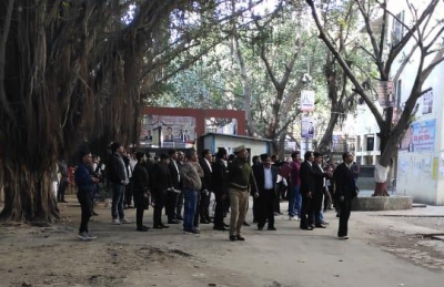 Leopard Attacks 3 In Ghaziabad Court Leopard Attacks 3 In Ghaziabad Court-TeluguStop.com