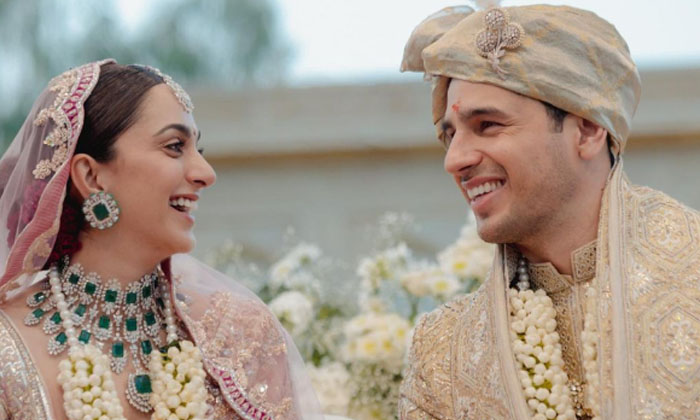 Telugu Bollywood, Kiara Advani, Love, Ram Charan, Rc, Shanker, Tollywood-Movie Telugu Bollywood, Kiara Advani, Love, Ram Charan, Rc, Shanker, Tollywood-Movie