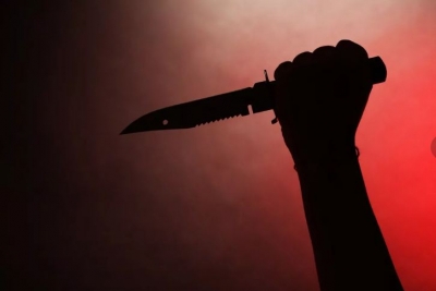  Man Kills Wife, Infant Son With Sharp-edged Weapon In Delhi, Held-TeluguStop.com