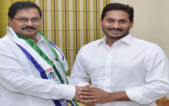  Mp Adala Prabhakar Reddy As In-charge Of Nellore Rural Ycp..!-TeluguStop.com