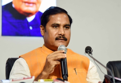  Mp-mla Court Convicts Ex-minister For Violating Mcc-TeluguStop.com