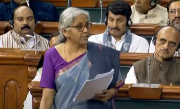 Justice For All States In Central Budget.. Nirmala Sitharaman Justice For All States In Central Budget.. Nirmala Sitharaman-TeluguStop.com