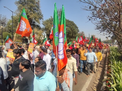  Odisha Bjp Stages Demostration Over ‘deteriorating’ Law & Order-TeluguStop.com