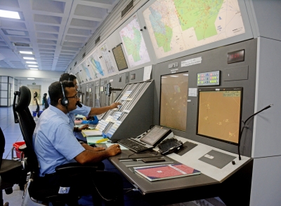  Over 500 Posts Of Air Traffic Controllers Currently Vacant-TeluguStop.com