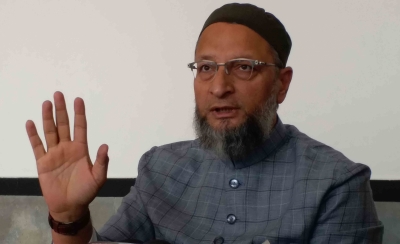  Owaisi Meets Families Of Raj Youth Whose Charred Bodies Were Found In Hry-TeluguStop.com