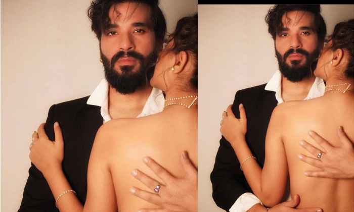 Payal Rajput Shared A Nude Photo With Her Boyfriend Viral Photo, Payal Rajput ,s Payal Rajput Shared A Nude Photo With Her Boyfriend Viral Photo, Payal Rajput ,s-TeluguStop.com