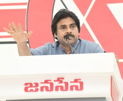  People Watching Bureaucrats Behaving Like Ysrcp Workers: Pawan Kalyan-TeluguStop.com