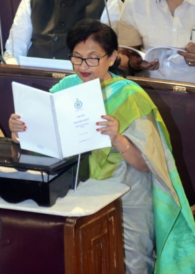  Political Slugfest Erupts In Bengal Over Budget Proposals-TeluguStop.com
