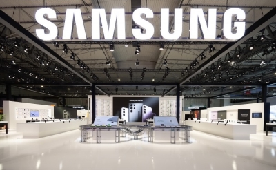  Samsung To Showcase Its Latest Smartphones, Laptops At Mwc 2023-TeluguStop.com