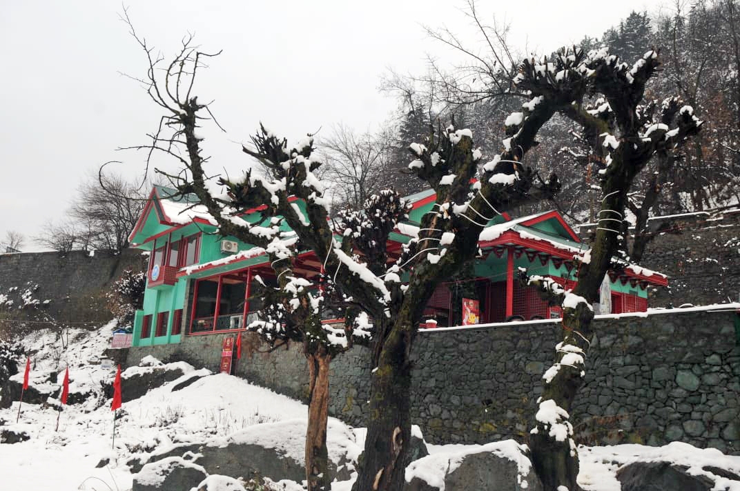  Scattered Light Rain, Snow In Kashmir-TeluguStop.com