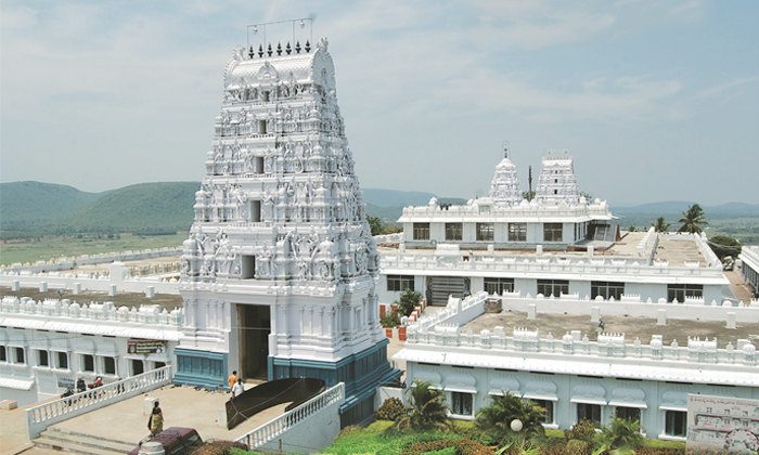  Sri Veera Venkata Satyanarayana Swamy Vratam With Devotion Details, Sri Veera Ve-TeluguStop.com