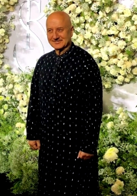  Star-studded Reception For Sid-kiara; Those Present: Alia To Kajol, Ajay To Abhi-TeluguStop.com