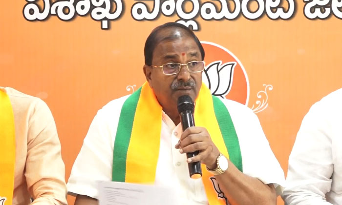  Somu Veerraju Comments On Tdp And Ysrcp, Somu Veerraju ,  Tdp ,  Ysrcp,  Ys Jaga-TeluguStop.com