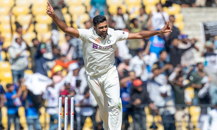 Telugu Anil Kumble, Gavaskar Trophy, Harbajan Singh, Taker, Ind Aus, Nagpur, Cri Telugu Anil Kumble, Gavaskar Trophy, Harbajan Singh, Taker, Ind Aus, Nagpur, Cri