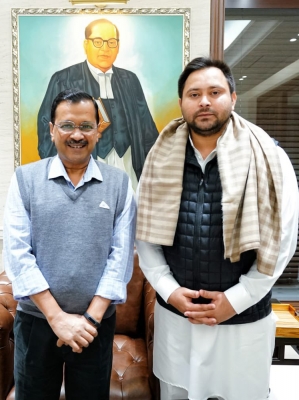  Tejashwi Meet Kejriwal To Discuss Opposition Unity-TeluguStop.com