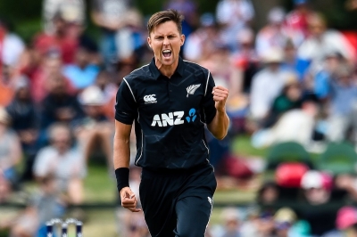 The Door Is Very Much Open: Gavin Larsen Hopes Trent Boult Plays In 2023 Odi Wor The Door Is Very Much Open: Gavin Larsen Hopes Trent Boult Plays In 2023 Odi Wor-TeluguStop.com
