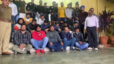 Two More Held In Guj Paper Leak Case From Kolkata Two More Held In Guj Paper Leak Case From Kolkata-TeluguStop.com