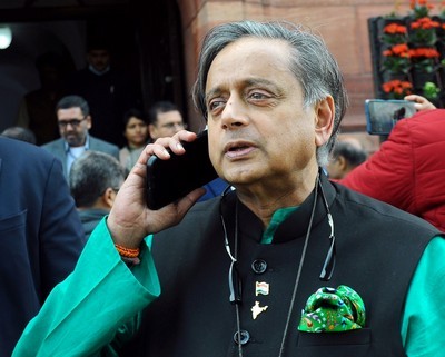  Will Not Contest Cwc Polls: Tharoor Reiterates-TeluguStop.com