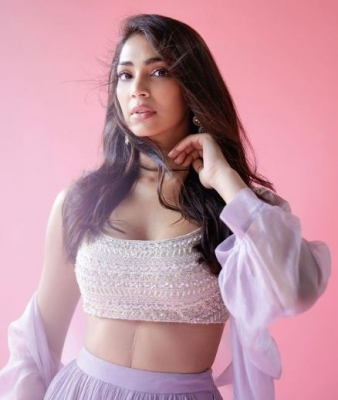  Yogita Bihani Manifested Working With Kapil Sharma In ‘alone’-TeluguStop.com