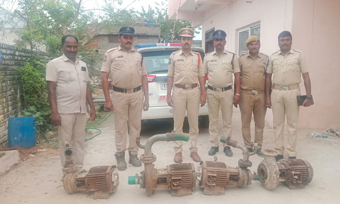  Agricultural Motor Thieves Arrested , Agricultural , Motors , Thieves , Arre-TeluguStop.com