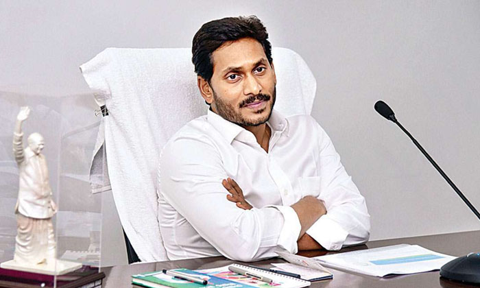  Alas, How Much Trouble Did Jagan Have To Face , Ycp Rebel Mp Raghurama Krishnara-TeluguStop.com