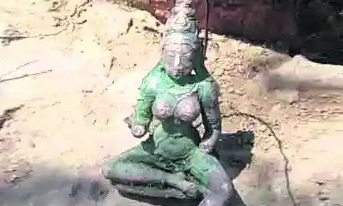  Ancient Panchloha Goddess Idol Available Where, Panchloha Goddess, Pushpagiri Fi-TeluguStop.com