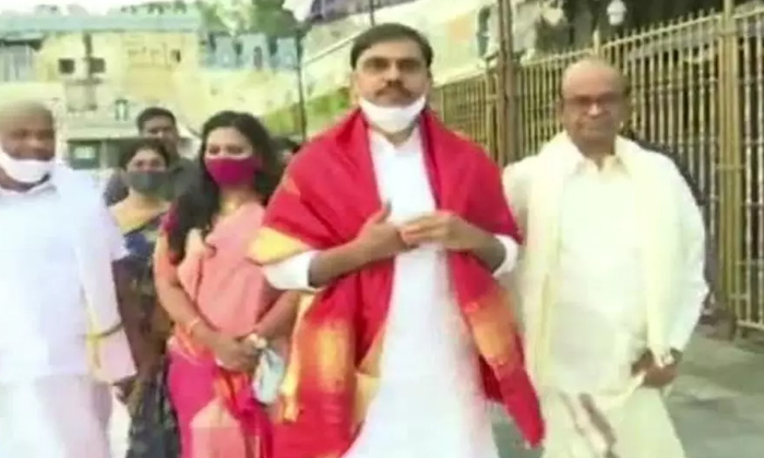  Bjp Leader Vishnuvardhan Reddy Visited Srivara , Vishnuvardhan Reddy, Srivaru,-TeluguStop.com