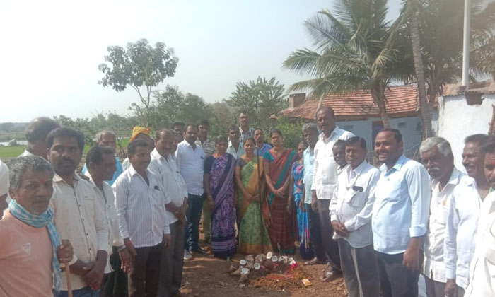  Bhumi Pooja For Construction Of New Gram Panchayat Building , Bhumi Pooja , Gamb-TeluguStop.com